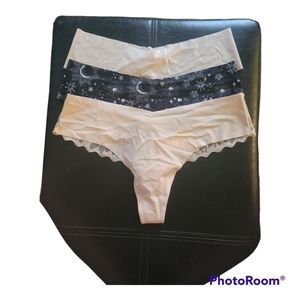 Set of 3 NWT Victoria's Secret Thongs M